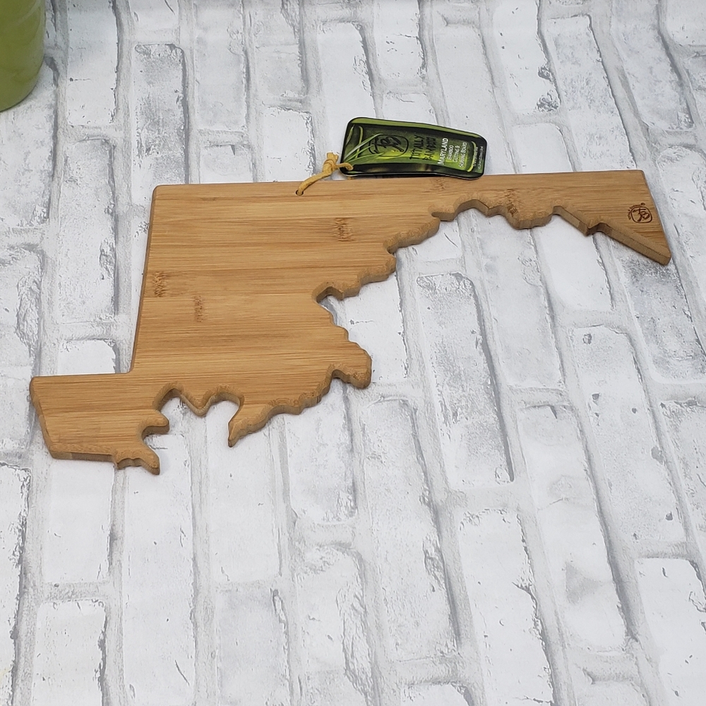 NWT*Totally Bamboo Maryland State Shaped Serving & Cutting Board, Natural Bamboo